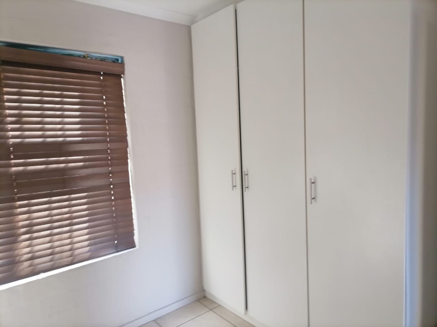2 Bedroom Property for Sale in Table View Western Cape